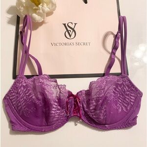 NWOT Victoria’s Secret Bra 34C
